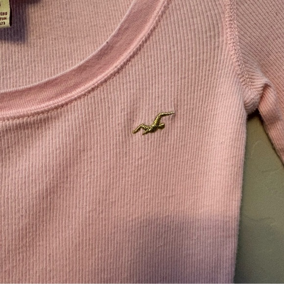 Hollister extra long sleeve Y2K light pink Tshirt size medium - Picture 4 of 16